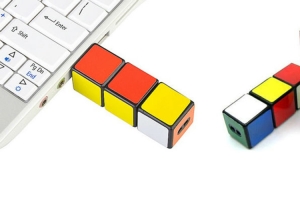 Rubik Power Bank - Rubik Power Bank_REL04 (1).jpg